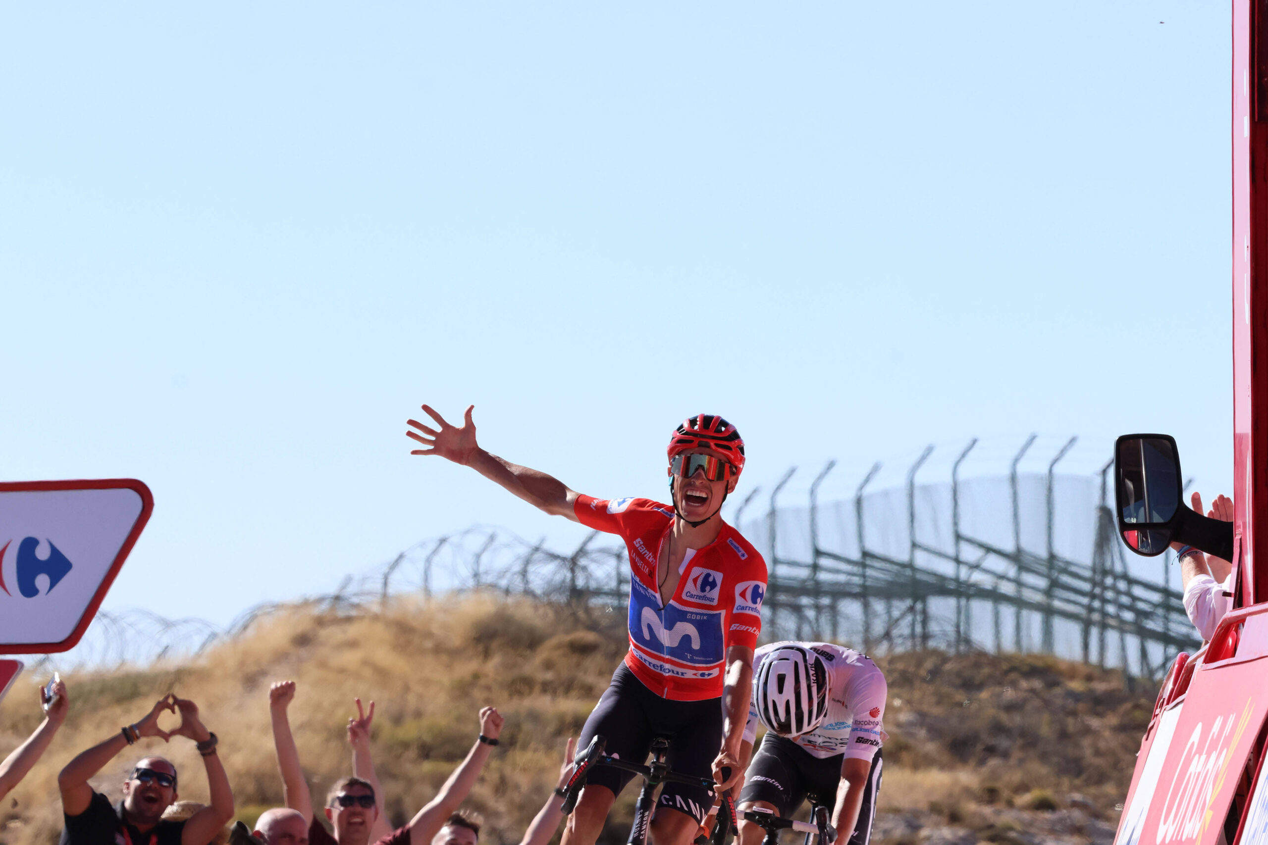 El día en que Enric Mas dejó de soñar el maillot rojo para empezar a vivirlo