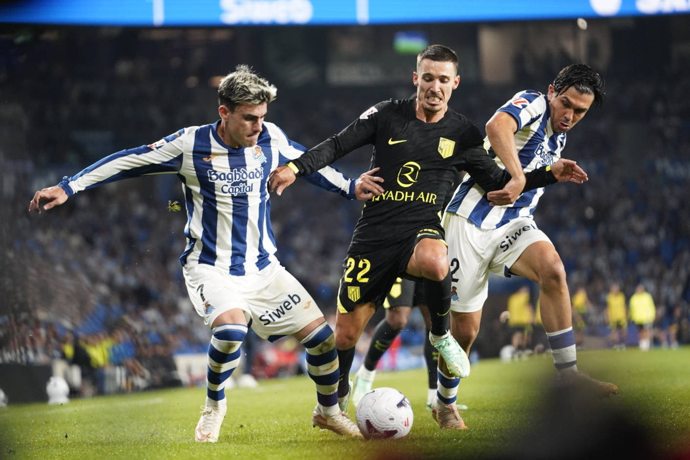El Atleti sale victorioso de Anoeta y toma aire